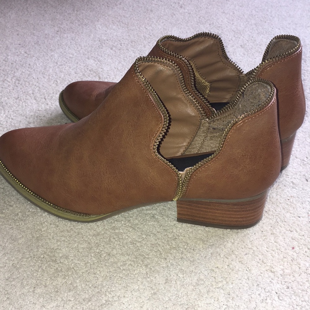 Last Chance‼️ Brown Booties
